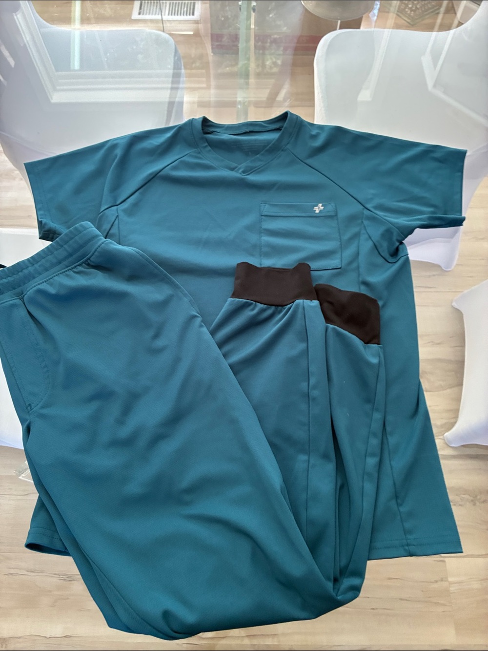 Figs Teal V-Neck Medical Top and pants size S